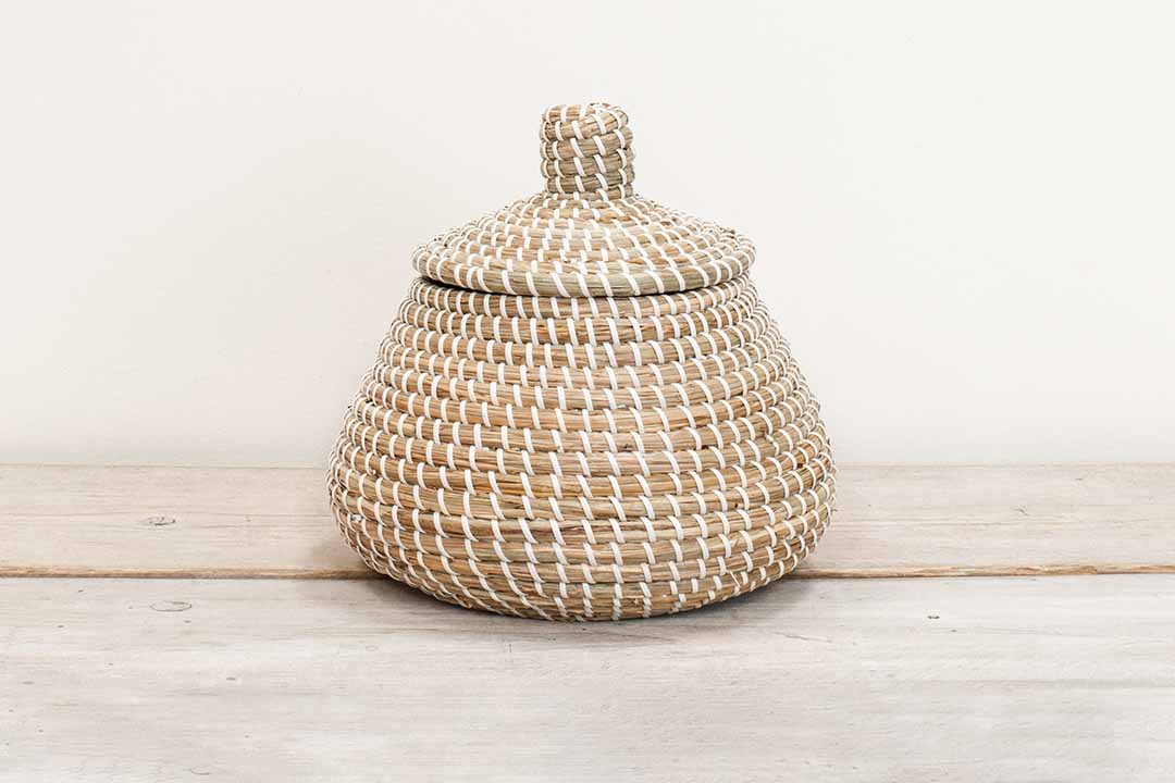 Sukoshi White Lidded Basket